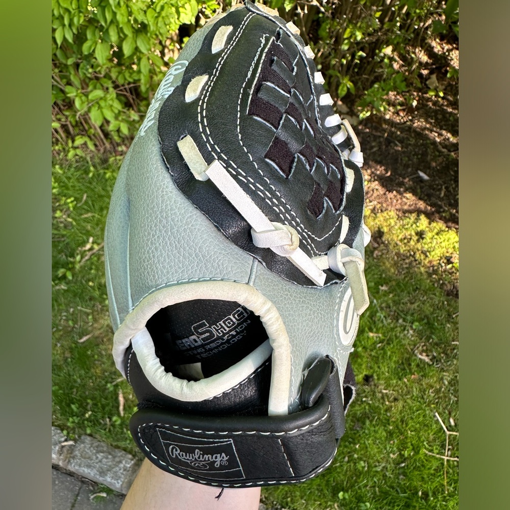 Rowlings Softball Glove 10 1/5 Inch Black and Gray